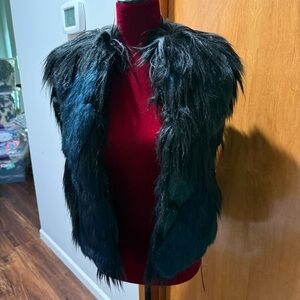 Stylish Black Faux Fur Vest